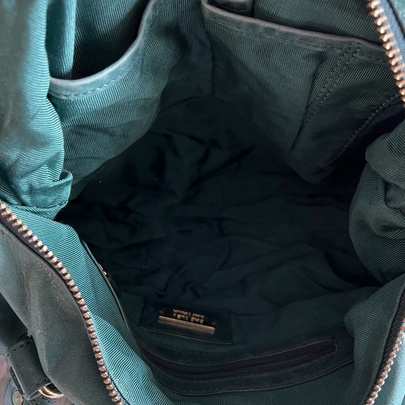 Badgley Mischka Multi-way Wear Purse with Gold Hardware - Picture 6 of 7